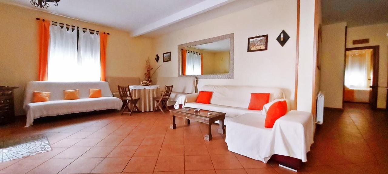 Casa Rural Las Eras Valdelaguna Extérieur photo